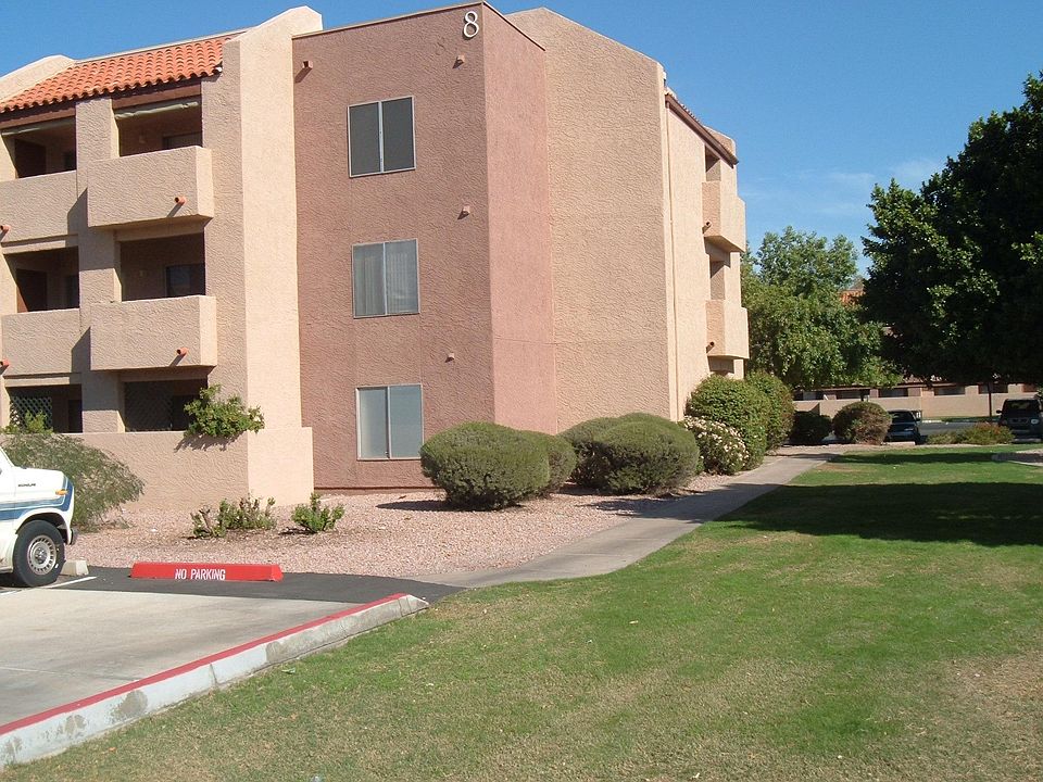1st image of 540 N May St #1111
