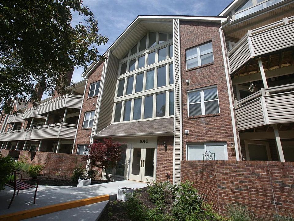 1st image of 1010 Thoreau Ct APT 105