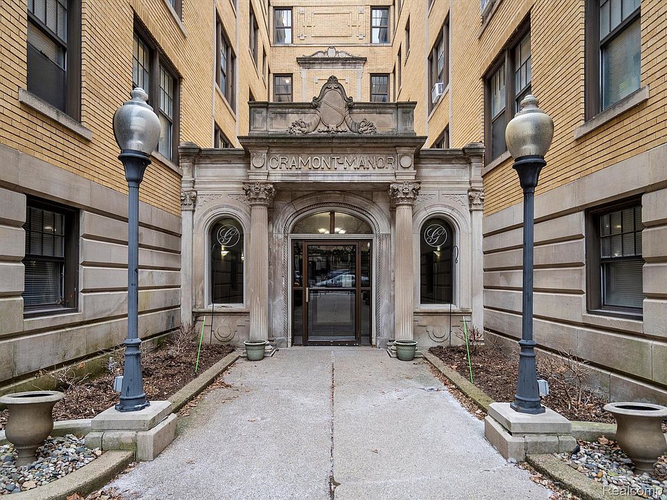 1st image of 120 Seward St #33/307