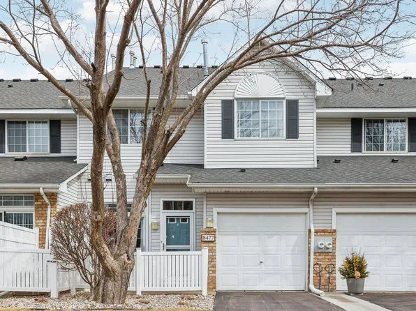 8477 Cortland Rd, Eden Prairie, MN 55344
