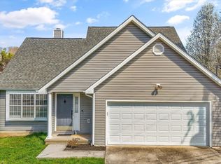 8809 Barbee Ln, Knoxville, TN 37923