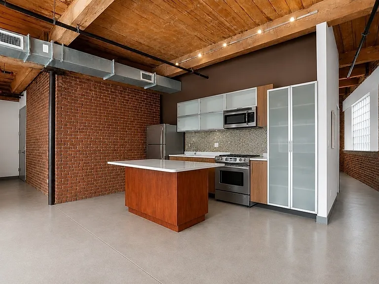 950 Dorchester Ave #205 — Photo 13