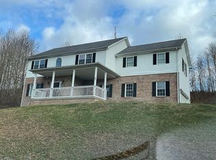 48 Skyview Dr, Mount Clare, WV 26408