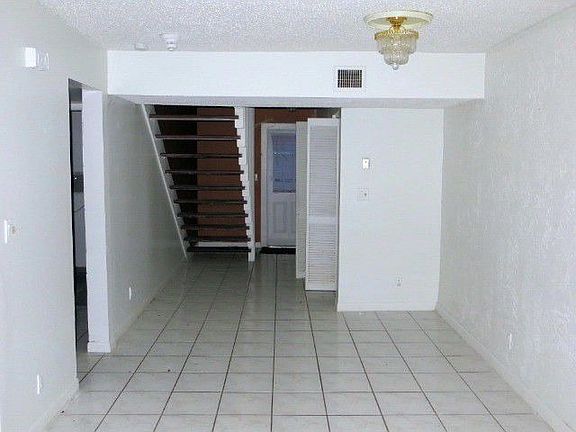 3rd image of 4283 NW 76th Ave