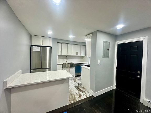 5th image of 10237 187th Street