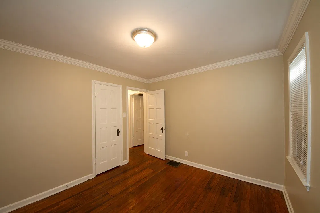 2 bed 1 bath, corner lot, 2 car detached garage, full basement. — Photo 2