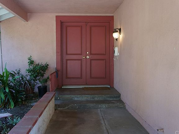 5th image of 1546 Forest Glen Dr