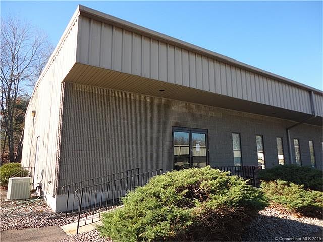 2nd image of 820 Four Rod Rd