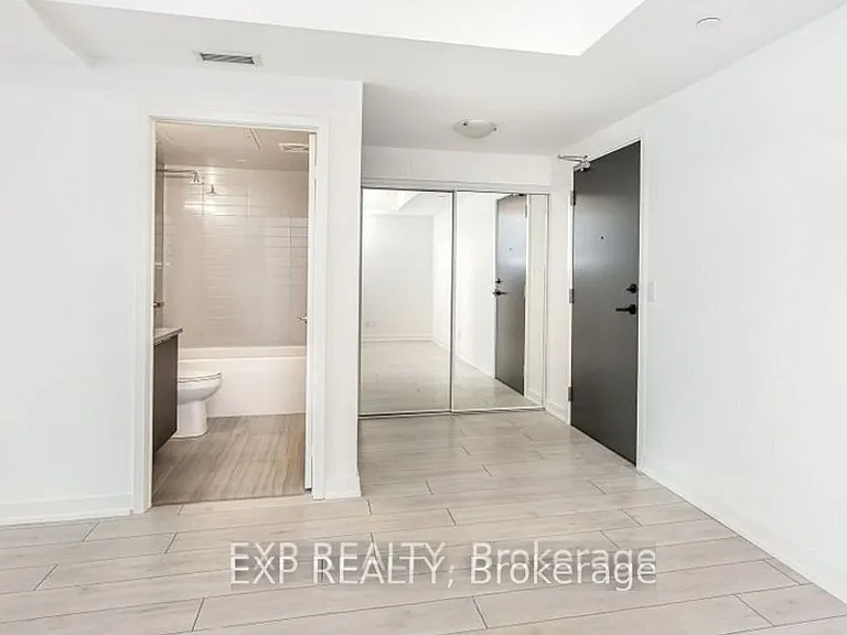 2033 Kennedy Rd #707 — Photo 21