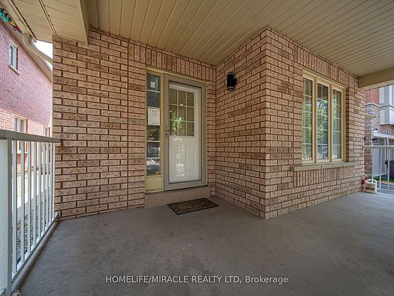 4th image of 55 Mainard Cres