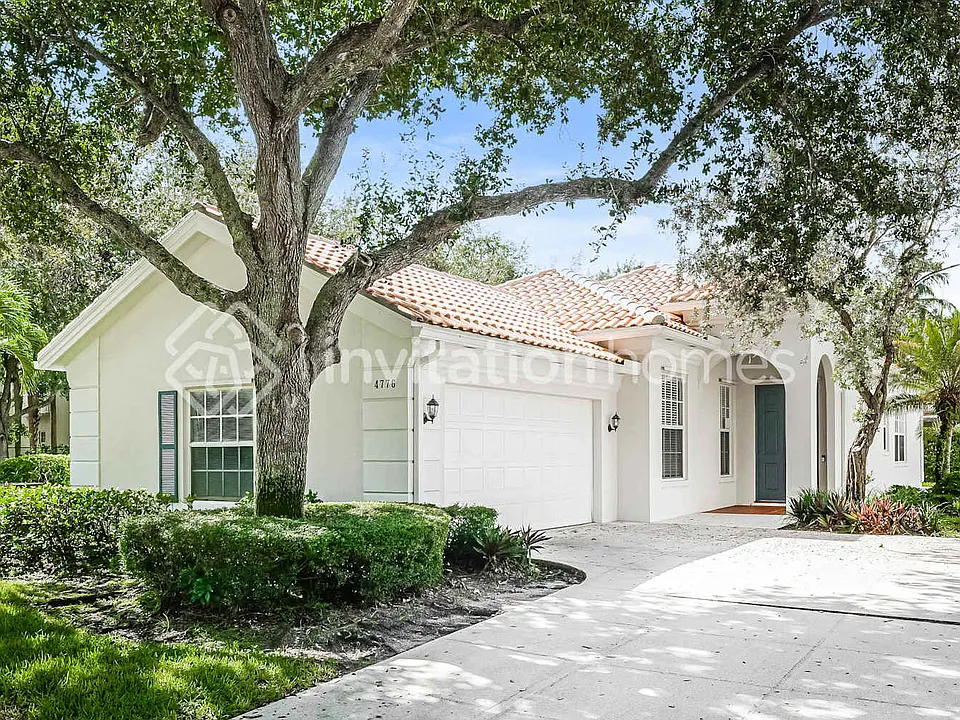 4776 Temple Dr