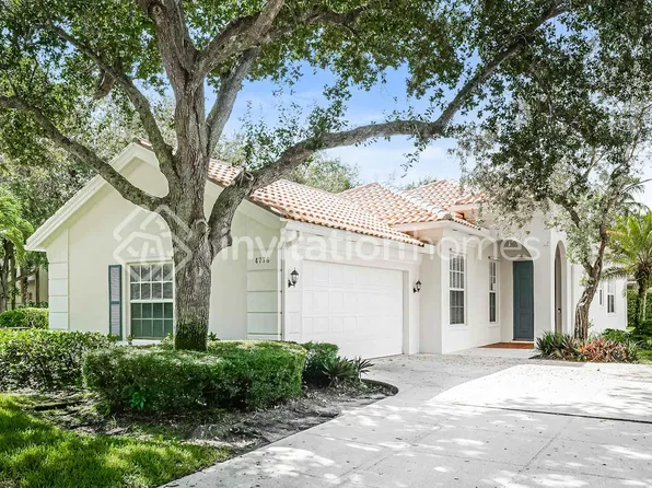 4776 Temple Dr, Delray Beach, FL 33445