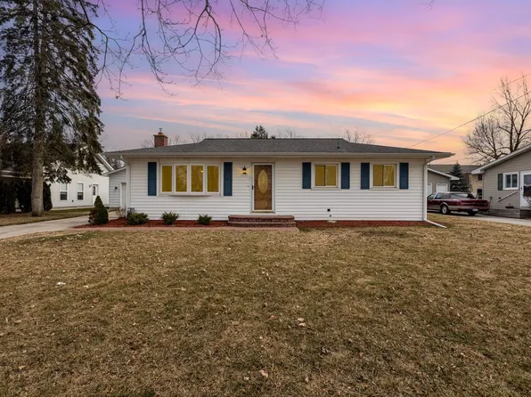 404 Eastlawn Dr, Midland, MI 48640
