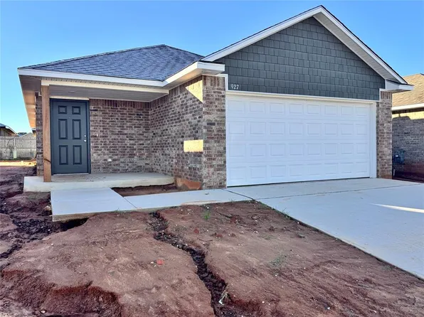 927 Hudson Rd, Chickasha, OK 73018