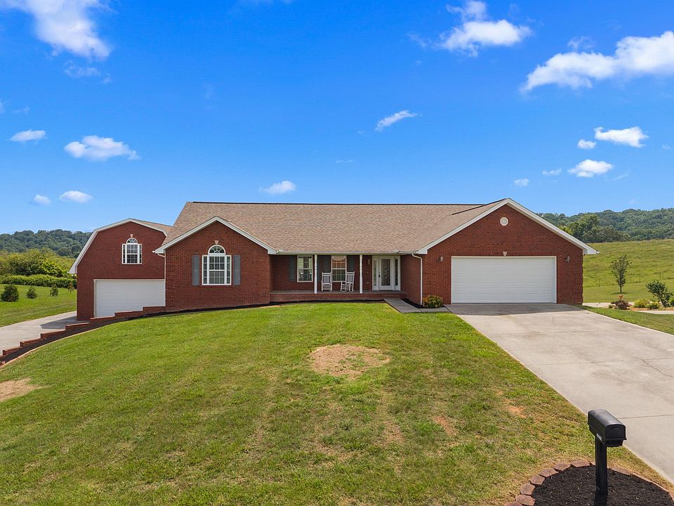 1st image of 2678 Plantation Dr