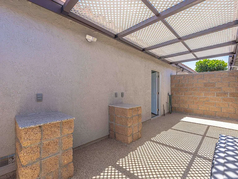 10419 Hayford St — Photo 22