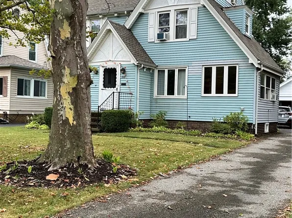 1001 Englewood Rd, Cleveland Heights, OH 44121