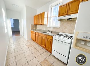 39-02 29th St #3R, Long Island City, NY 11101