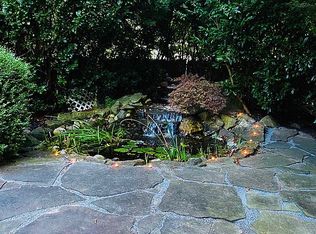 5 Audrey St, Miller Place, NY 11764
