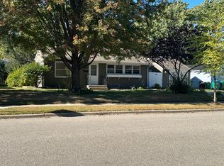 3024 Aquila Ave S, Saint Louis Park, MN 55426