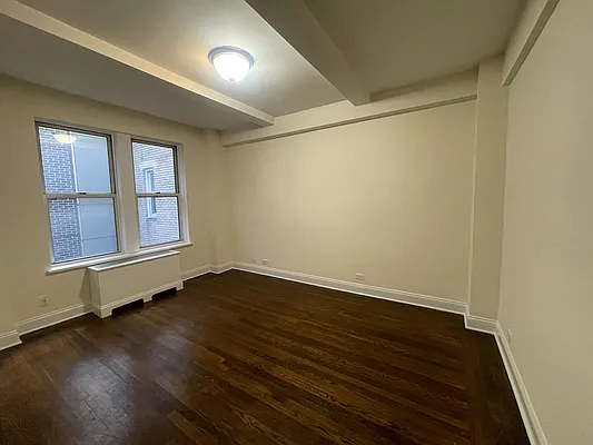 Rented by Douglas Elliman | media 7