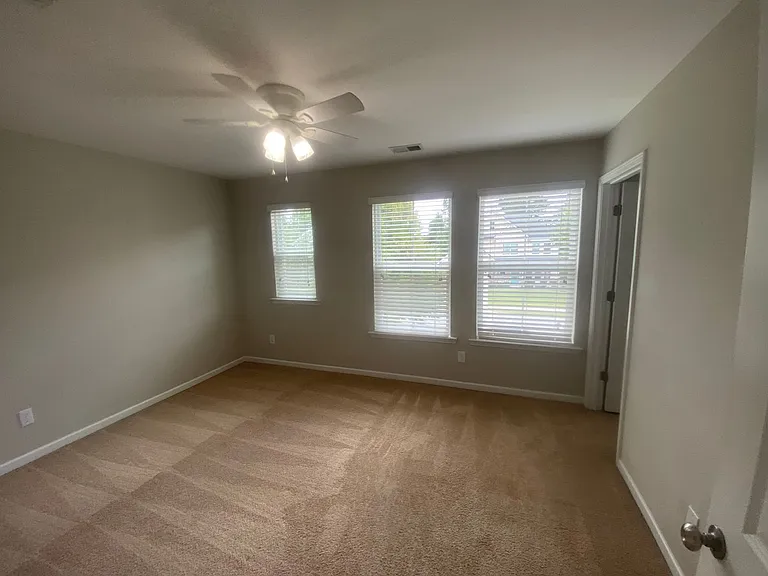901 Garden Hills Loop — Photo 3