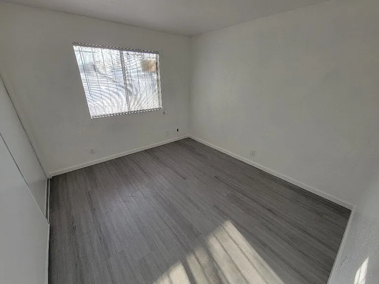 2771 Mountain Vista St #B — Photo 10
