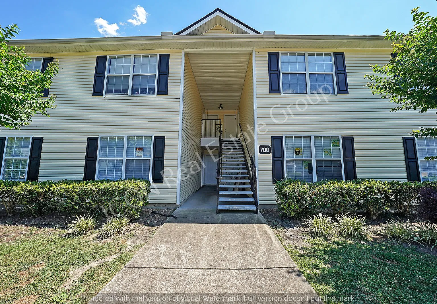 3 bed, 2.0 bath, 1706 sqft, $1,500 — Photo 1