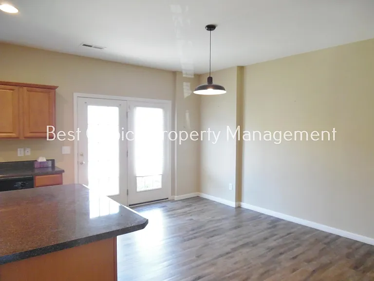 354 Moonstone Dr — Photo 7