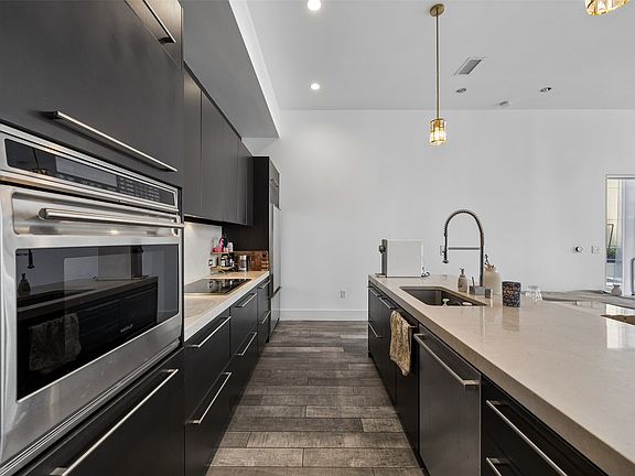 3rd image of 2200 Victory Ave APT 502