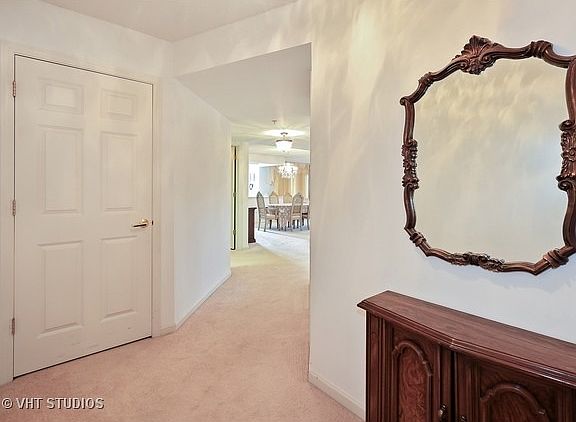 2nd image of 6807 N Milwaukee Ave APT 508