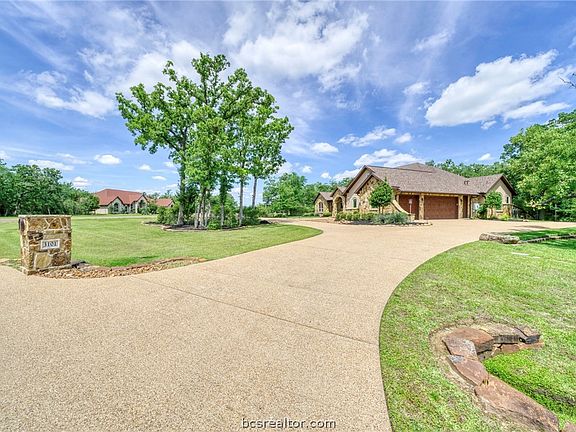 4th image of 3101 La Venta Way