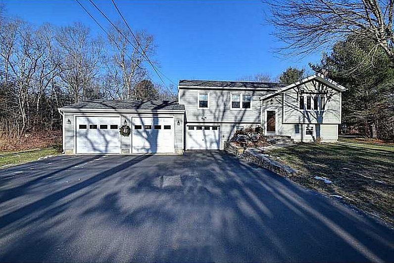 1st image of 35 Driftwood Dr