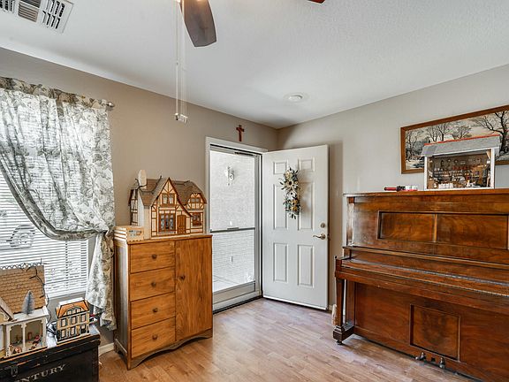 5th image of 16093 W Sierra St