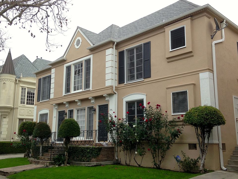 2nd image of 348 N Sycamore Ave