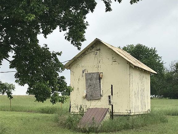 5th image of 11196 Highway 177 S