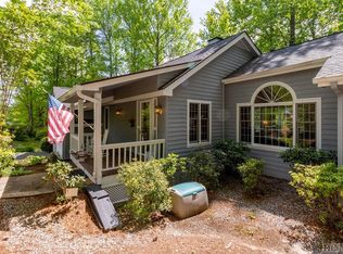 313 Boiling Springs Rd, Sapphire, NC 28774