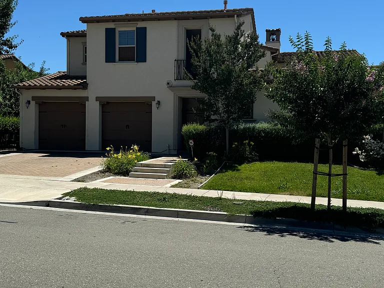 7056 Emerson Ln — Photo 1