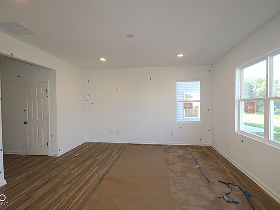 4th image of 6126 Medina Spirit Dr