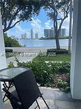 2 bed, 2.0 bath, 1024 sqft, $3,000 — Photo 4