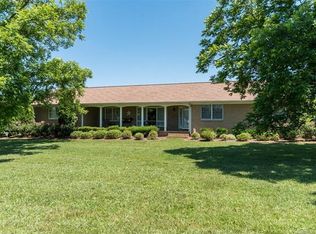 15324 Beatties Ford Rd, Huntersville, NC 28078