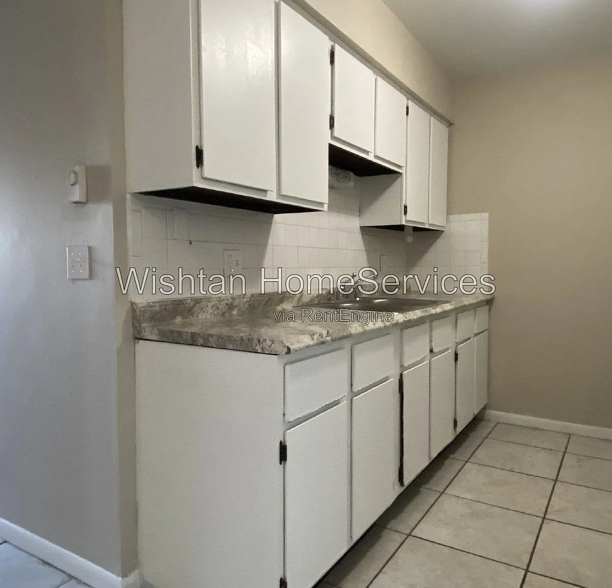 2 bed, 1.0 bath, 725 sqft, $640 — Photo 2