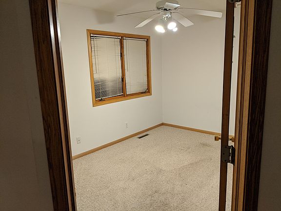 5th image of 4972 Christy Cir