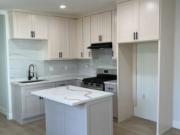 8254 Vantage Ave, North Hollywood, CA 91605