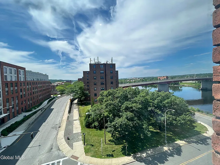 155 River St #5D — Photo 15