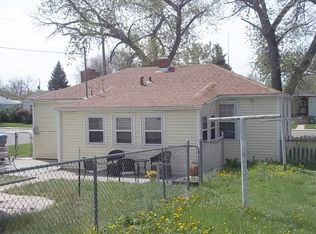 1958 Cheyenne Pl, Cheyenne, WY 82001