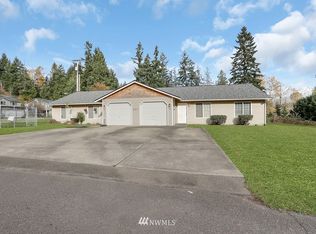 9413 Angeline Rd E, Bonney Lake, WA 98391