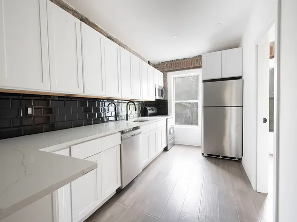 586 5th Avenue image 1 of 9
