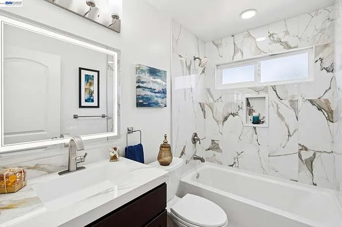 2800 Seville Cir — Photo 3