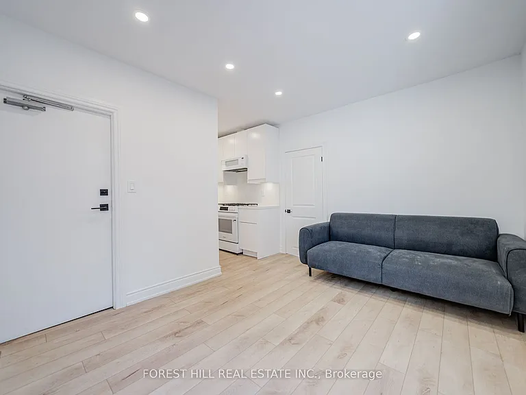 85 Vaughan Rd #5 — Photo 9